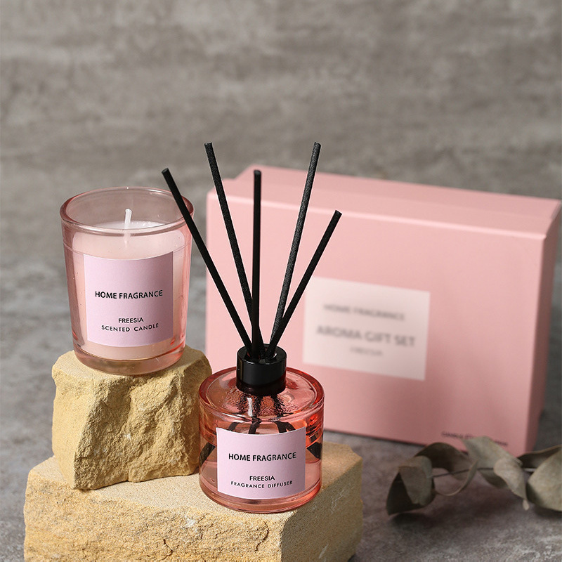 Zestaw prezentowy: dyfuzor zap – Home Fragrance Candles recenzja i cena